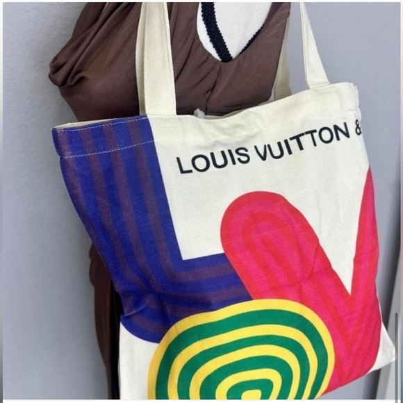 Louis Vuitton canvas Tote bag - Picture 4 of 5